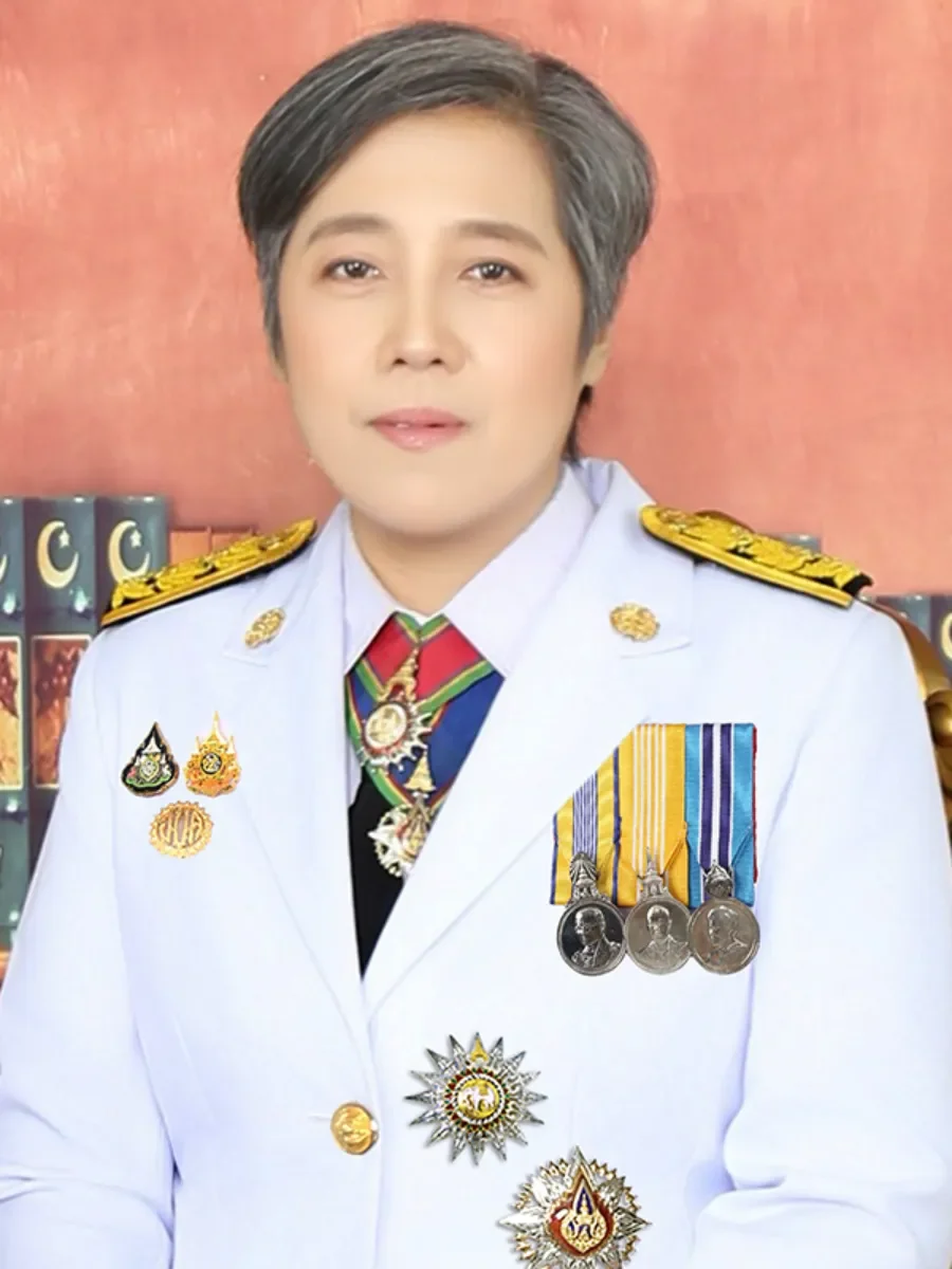 นางยุวดี ทิพย์สีนวล