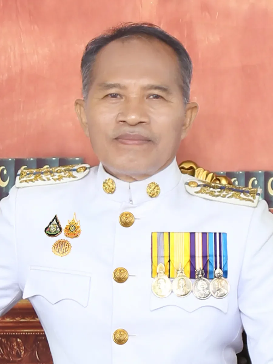 นายเทียน สายสร้อย