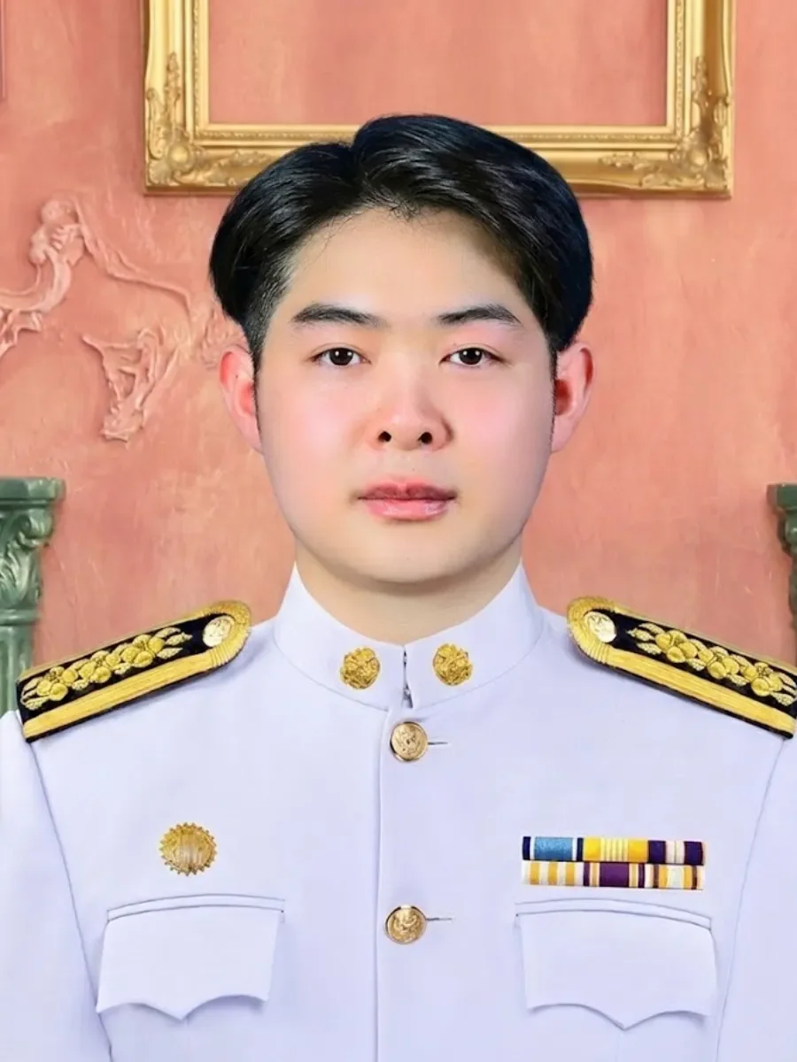 นายกฤตเมธ บงกชโสภิต